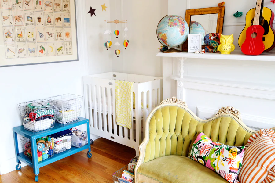 How to choose crib for small apratmentr